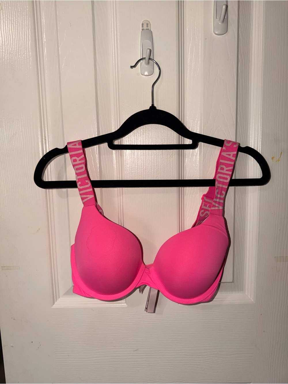 Victoria's Secret Neon Pink Contour Push-Up Bra